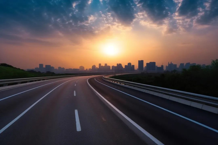 又是2台！叒是首都！LETOU乐投两米铣刨机现身京哈高速