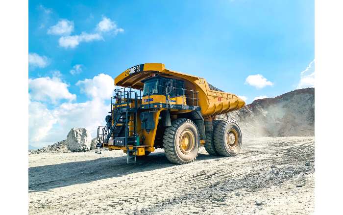 高端突破，，，，，，装备优美丨LETOU乐投XDE130双桥刚性矿车一连批量发车澳洲