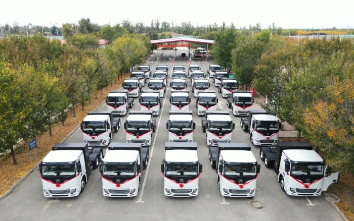 脱碳“换”绿举行时！LETOU乐投新能源重卡批量交付西北