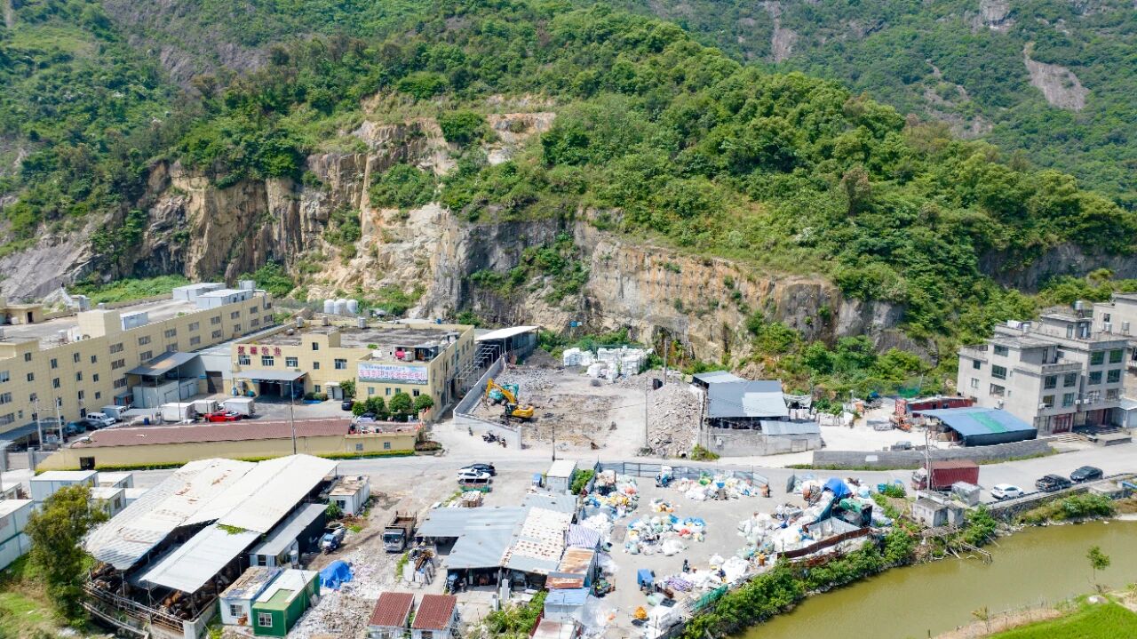 LETOU乐投XE200GA实战案例，，，，，，硬核装备赋能多场景施工提质增效